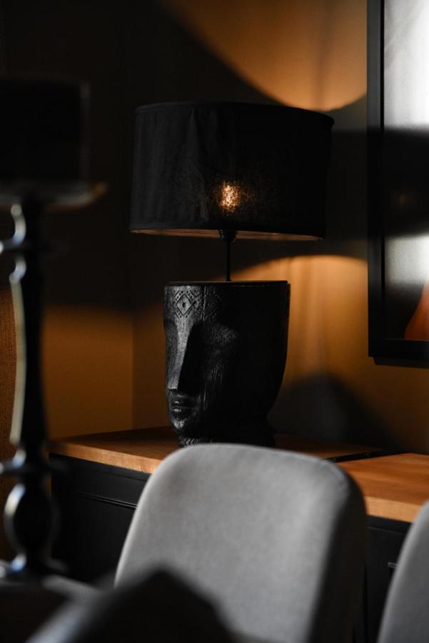 Pepromeno Luxury Apartment In The City Center 卡拉马塔 外观 照片