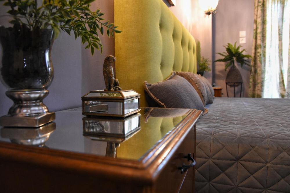 Pepromeno Luxury Apartment In The City Center 卡拉马塔 外观 照片